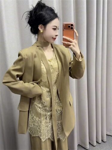 高级感西装套装女2026春季新款无袖蕾丝内搭+西服外套+高腰阔腿裤