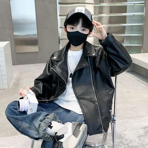 男童皮衣外套春秋款痞帅炸街