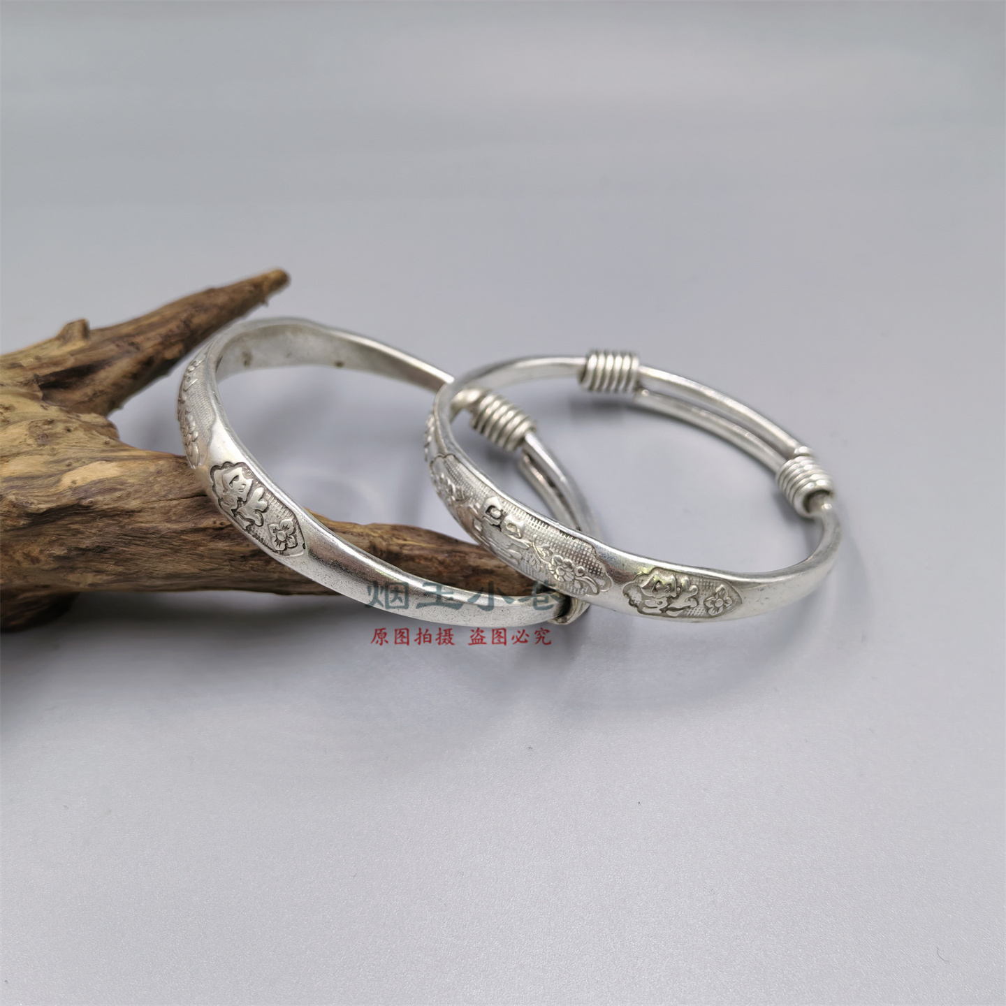 首饰铜手镯 拉伸扣浮雕福寿 复古古玩手串怀旧首饰送长辈拍摄道具