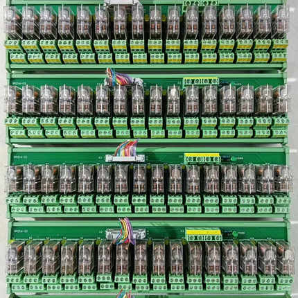 欧姆龙继电器16路模组：RM216-02-N，NPN输入。实