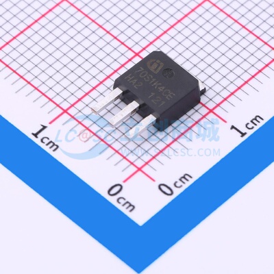 场效应管(MOSFET) IPS70R1K4CEAKMA1 TO-251-3-11 Infineon(英飞