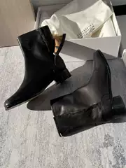 Mid-Heel Genuine Leather High-Top Short Boots, Pig's Trotters Style Men's Shoes, Tabi Split-Toe Shoes, First Layer Cowhide Horseshoe Shoes, Unisex Pig's Trotters Shoes