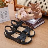 春夏季 日常居家舒适PVC简约凉鞋 中老年户外休闲时尚 平跟塑料凉拖