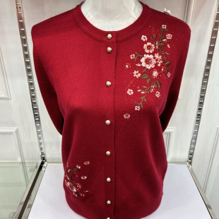 艾靓依2026秋冬装绣花胖妈妈毛衣开衫老年人针织外套女奶奶装上衣