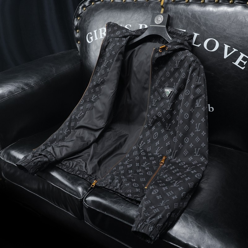 2024年秋冬新款男士韩版连帽款潮男夹克；货号2447P160沙发图,男装夹克,钱塘6007(原2006)