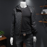 2025年秋冬新款男士连帽款潮男夹克外套；货号2447P160假模图，男装夹克，钱塘6007(原2006)