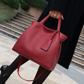 水桶包女2025新款 真皮女包酒红色手提包大容量包包单肩斜挎妈妈包