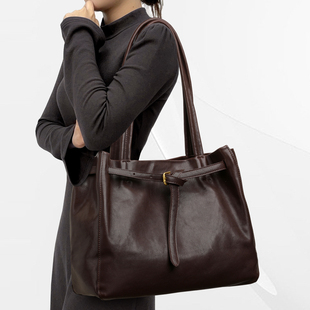 CCAMO包包女款大容量日常通勤百搭包包轻奢小众高级感真皮单肩包