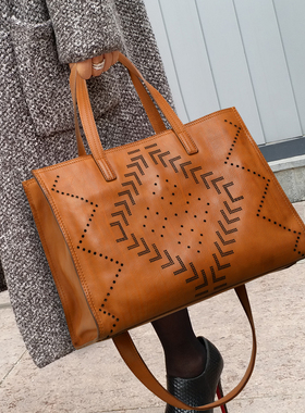 CCAMO女士包包2025新款小众贵气包包女款大容量时尚真皮手提大包