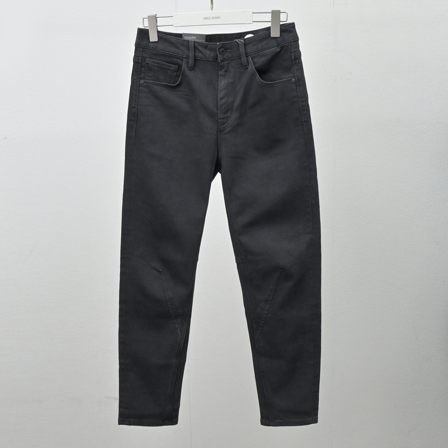 男女牛仔裤ABLE，JEANS锥形裤