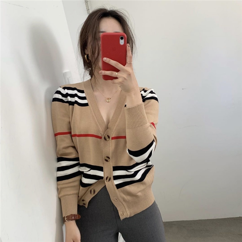 Casual and foreign stripe color contrast stitching Korean style retro versatile collar single breasted cardigan