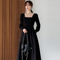 Black dress women's autumn and winter new French retro Hepburn style long black dress with thin square collar