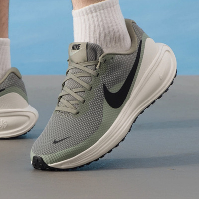 北京发货 耐克HJ9198男REVOLUTION 8跑步鞋FB2207 8501 HQ2414