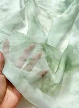 柔软垂感透明 淡绿色水墨不规则扎染化纤天丝布料 连衣裙汉服面料