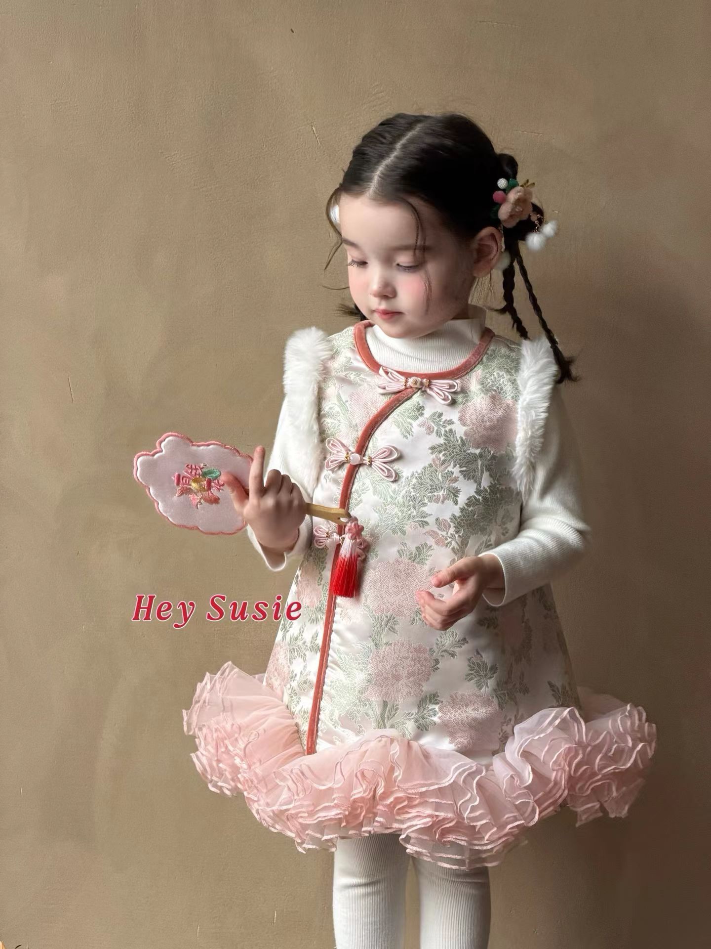 现货苏西susie女童拜年蛋糕裙新年旗袍裙周岁背心裙生日公主7710