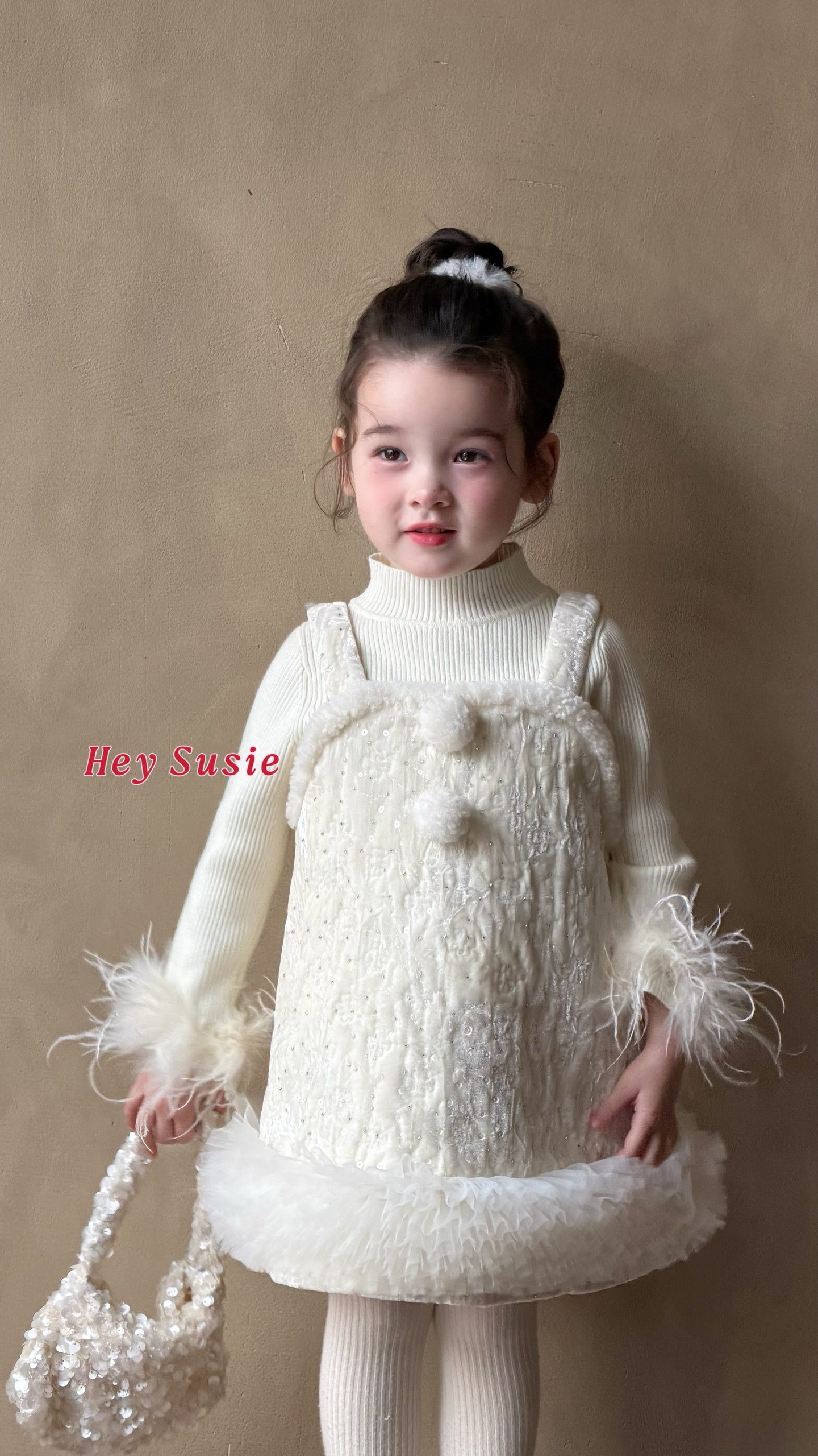 苏西susie女童公主裙25秋冬新洋气女宝小香风新年礼服背心裙7633