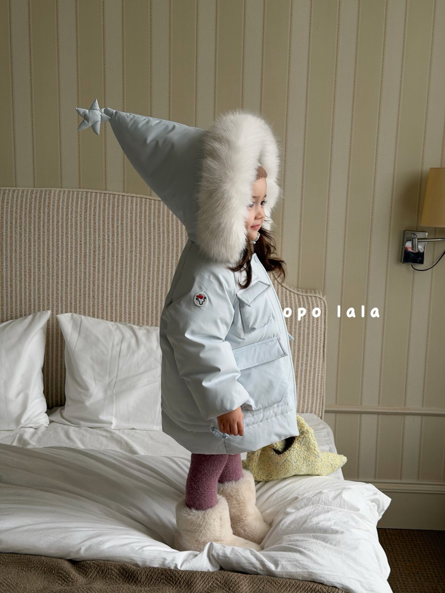 Opolala25新款女童白鸭绒派克羽绒服女孩棉衣洋气冬天风衣7155