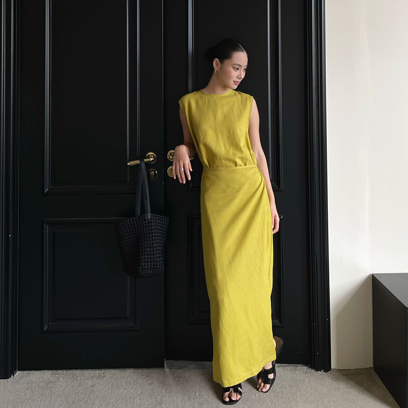 小众简约法式两片式2025夏休闲系带纯色背心连衣裙女无袖气质长裙