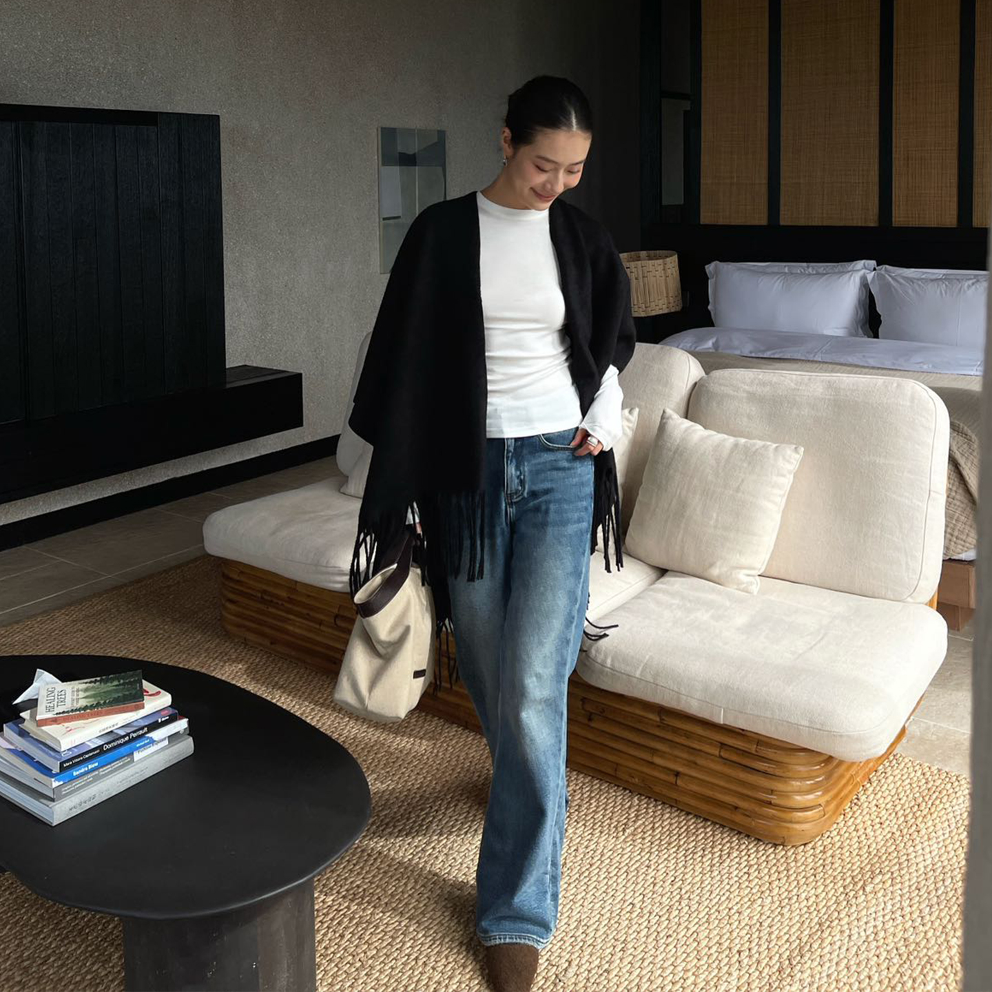 PURITYYH牛仔裤女2025冬季韩系复古水洗蓝色显瘦窄版直筒喇叭长裤