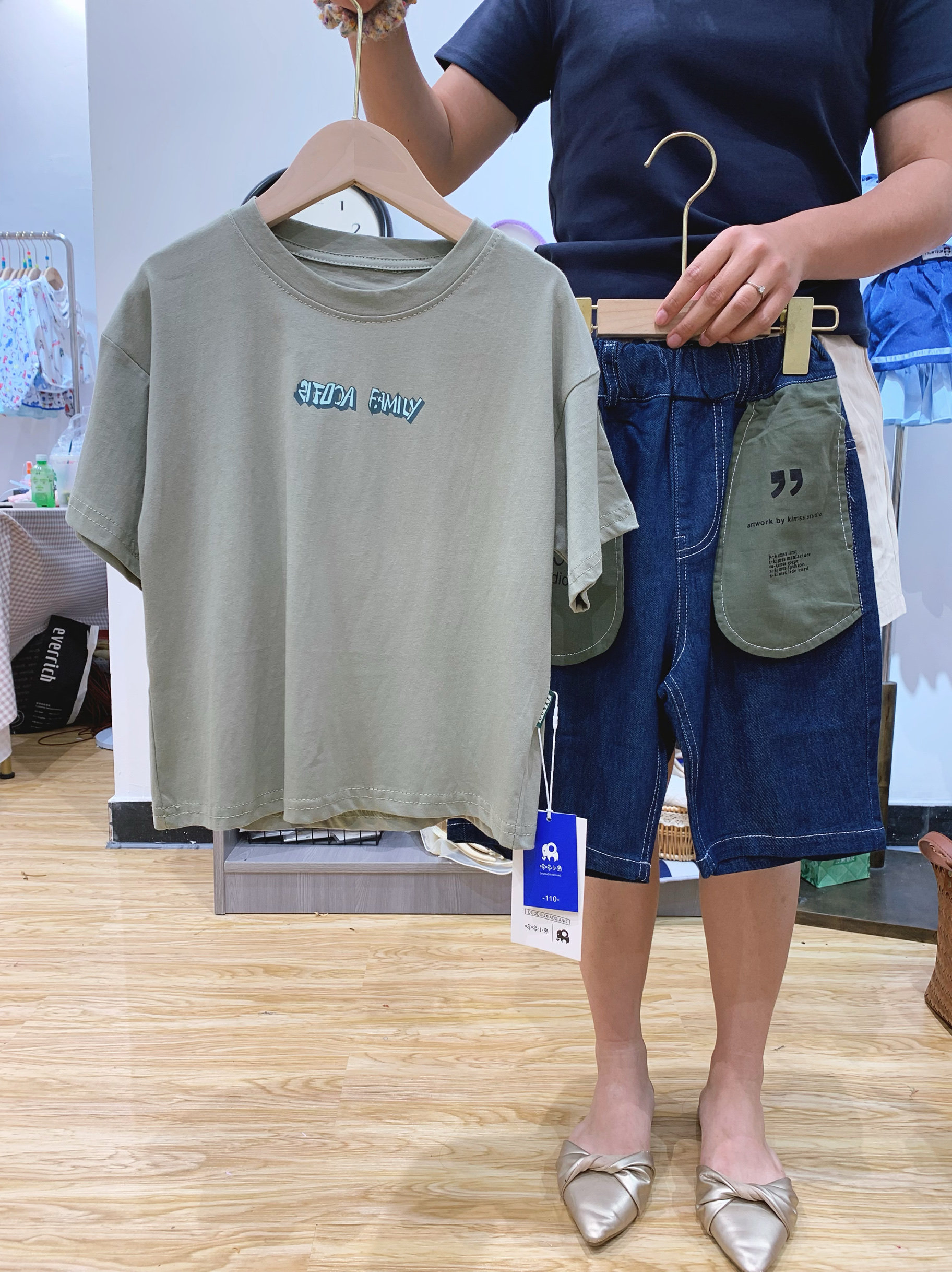 男童卡通字母印花短袖t恤儿童夏装宽松上衣配薄款牛仔中裤韩系