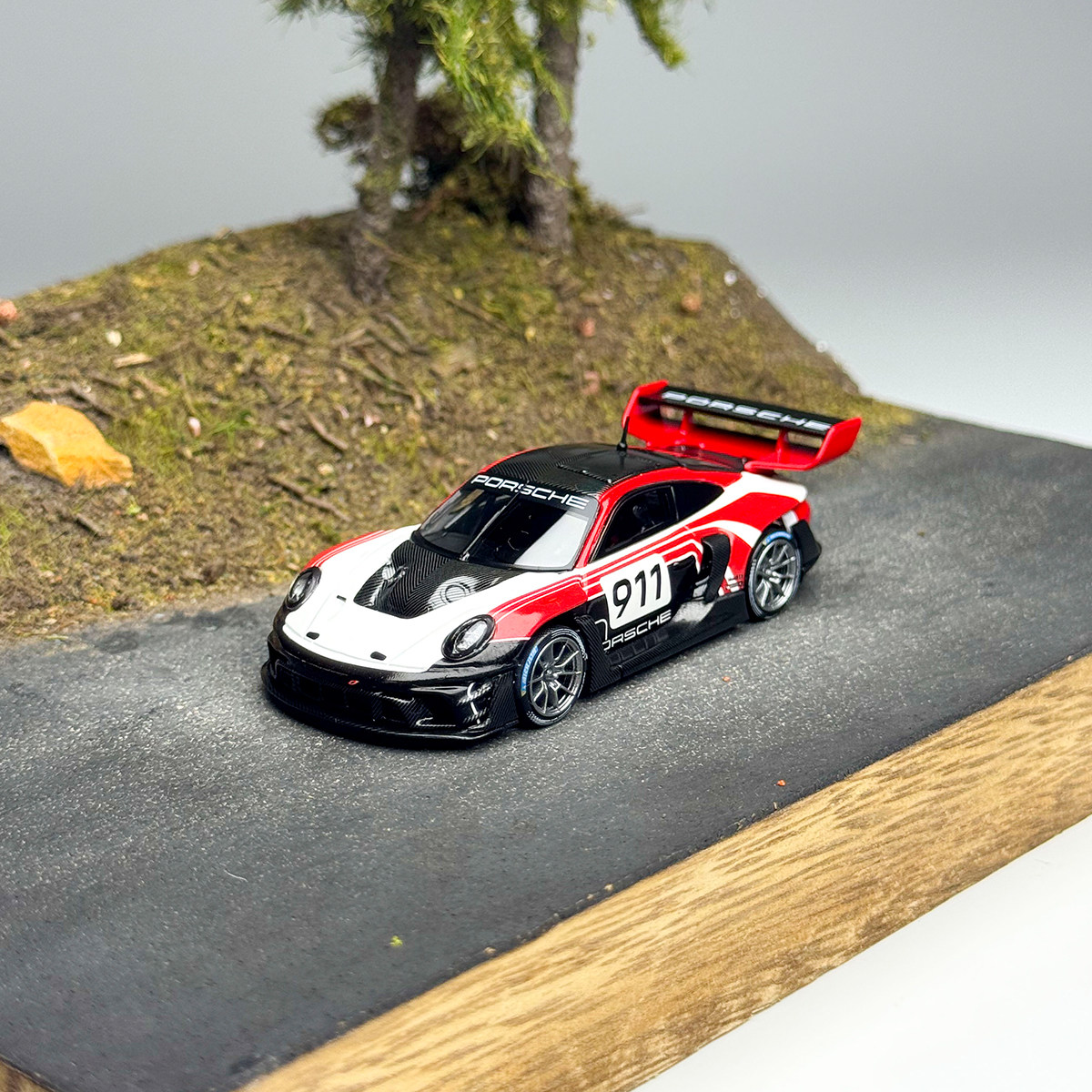 现货 HKM 1:64 保时捷 911 GT3 R 992 Rennsport 合金汽车模型图片