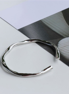 设计感女S925银莫比乌斯手镯素银