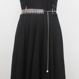 同款爱心腰链女腰间链条宽腰带设计感金属配饰