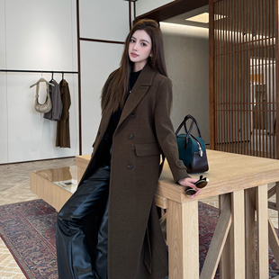 浅布调秋冬复古棕色双排扣正肩中长款毛呢大衣女显瘦板正气质外套
