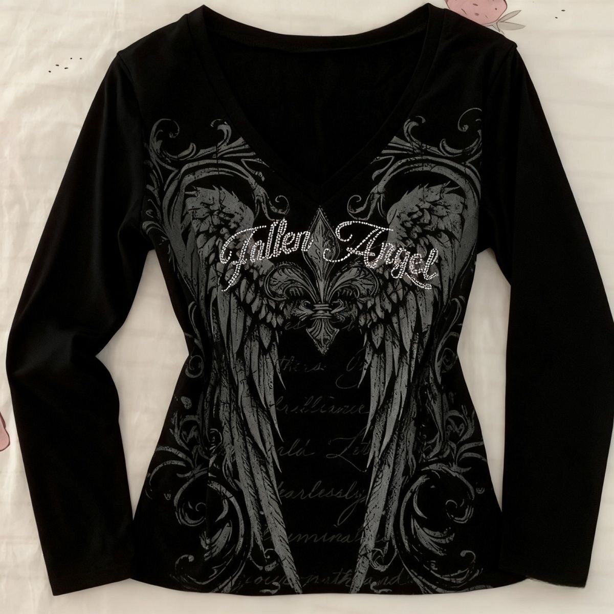 大码暗黑轻哥特天使之翼印花烫钻长袖T恤遮肉显瘦百搭打底衫上衣