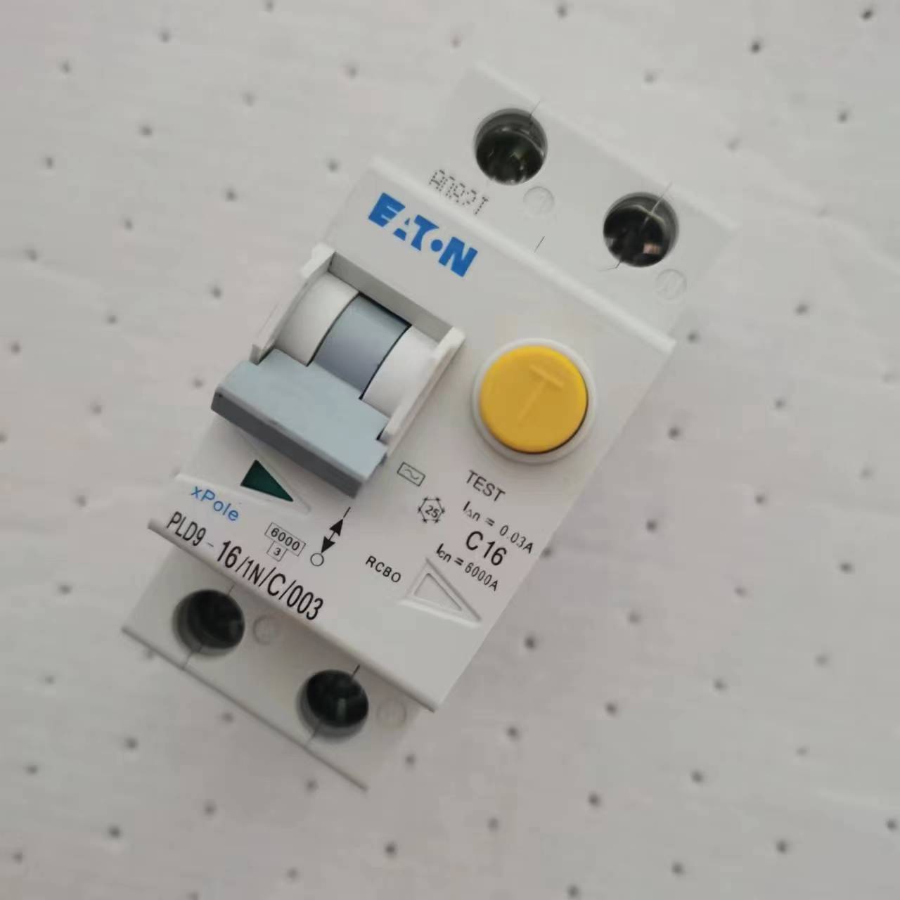 漏电断路器PLD9-16/1N/C/003穆勒