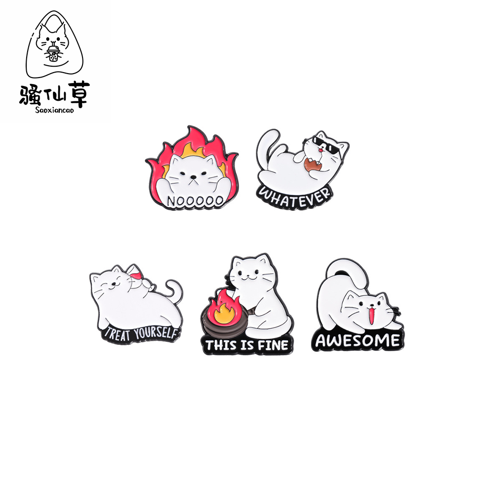 可爱白色猫猫合金胸针饰品