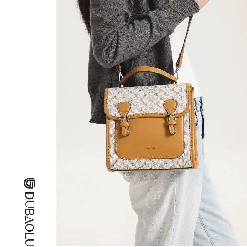 都宝路质感百搭日常通勤一包三背印花撞色小方包多功能两用双肩包