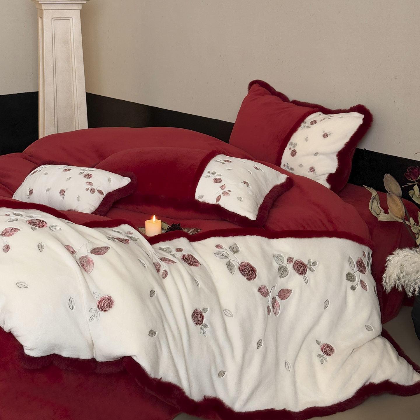 玫瑰花刺绣红色保暖牛奶绒四件套