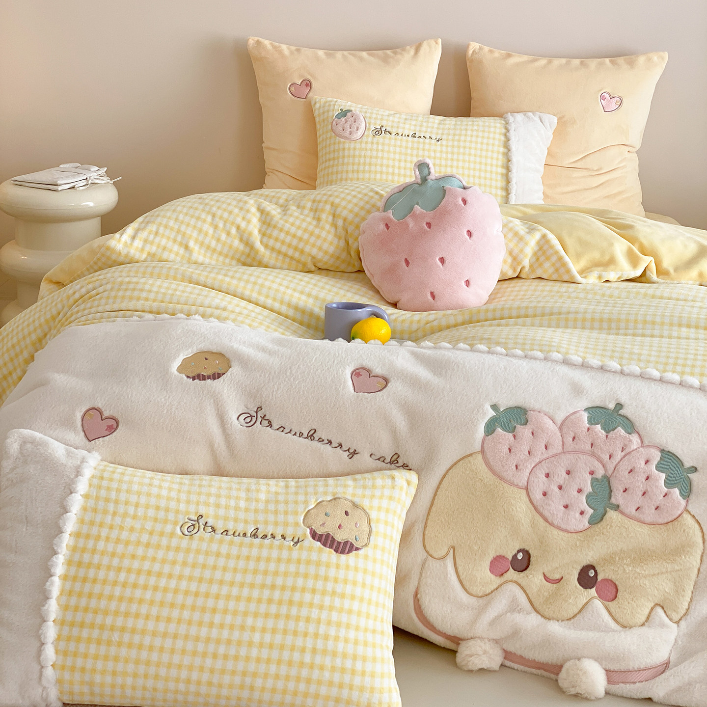 金喜鸟家纺少女心可爱草莓蛋糕兔毛绒四件套双面绒牛奶绒冬季加厚,床上用品,床品套件/四件套/多件套,淘宝优惠券,粉丝福利购,淘宝优惠卷