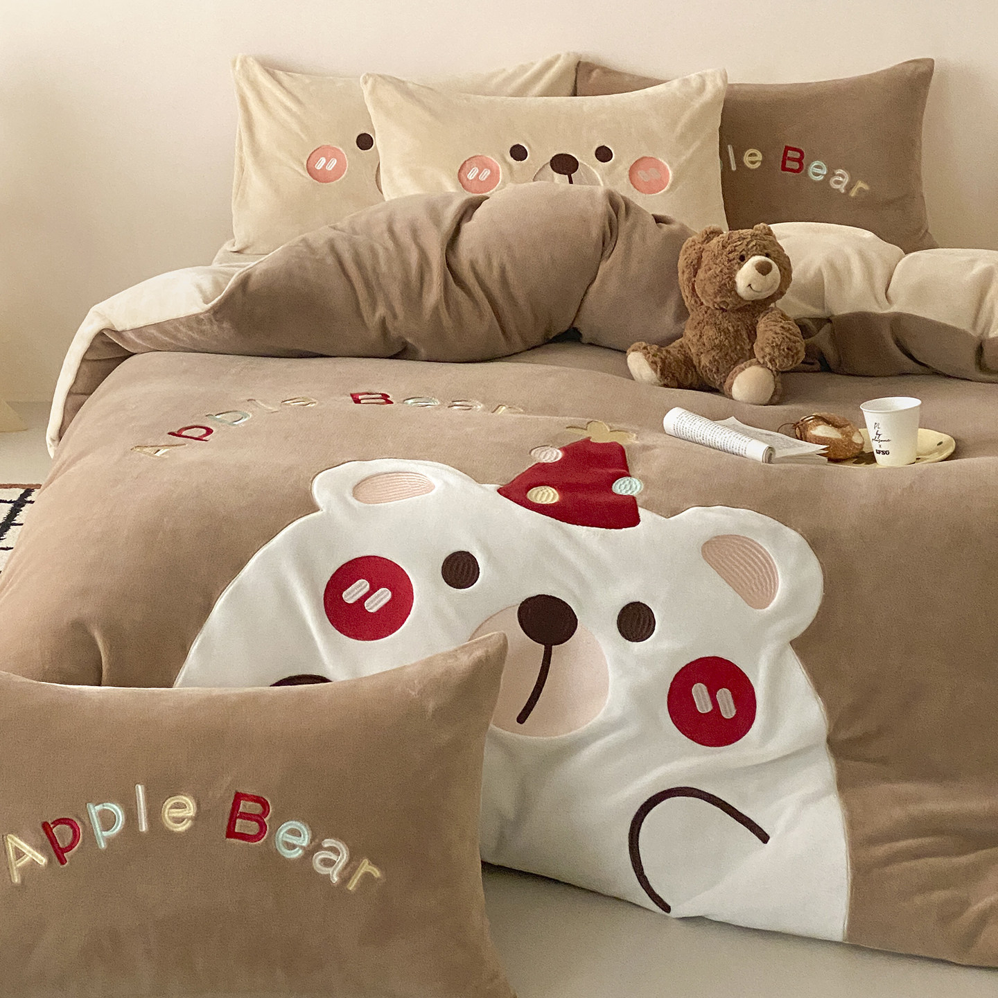 金喜鸟家纺加厚保暖可爱卡通儿童小熊被套牛奶绒毛绒四件套冬季