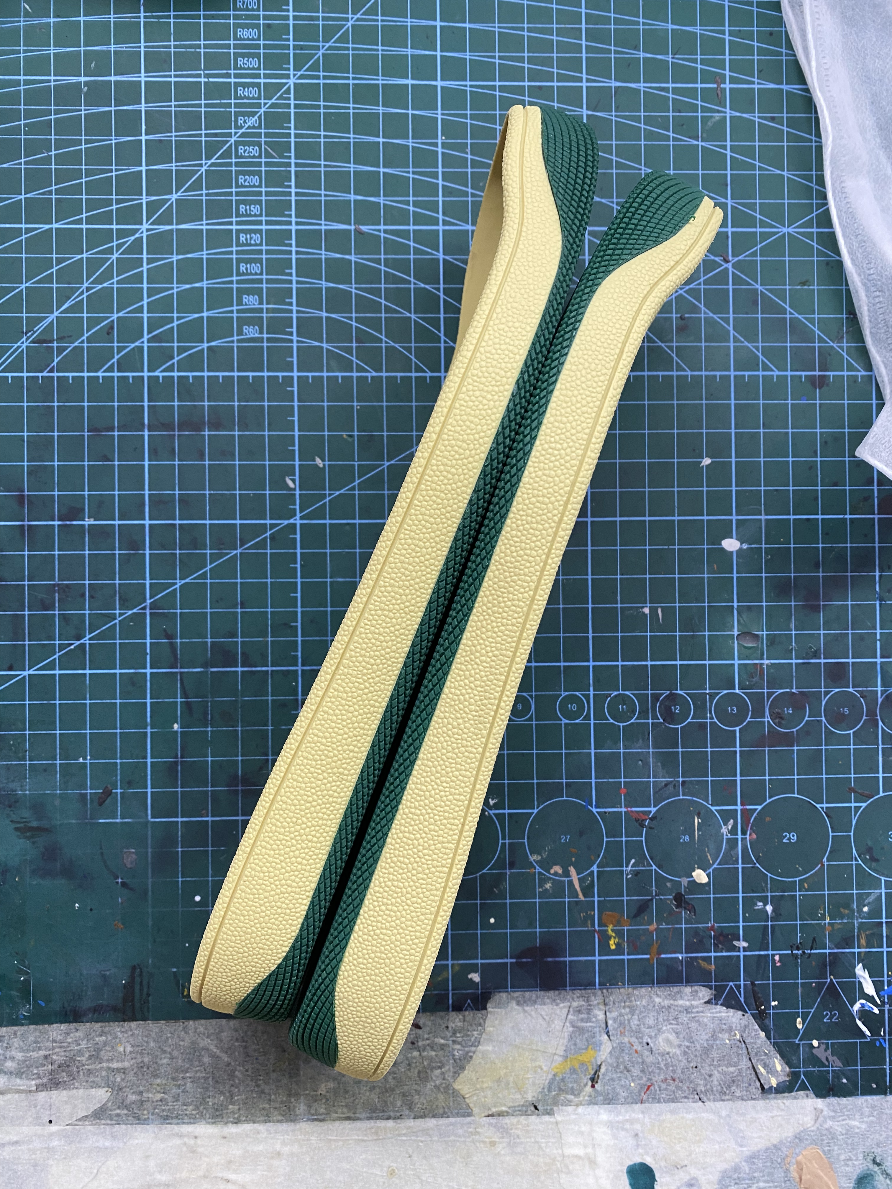 适用gucci脏脏鞋更换清洗护理修复内衬破洞翻新换皮换底