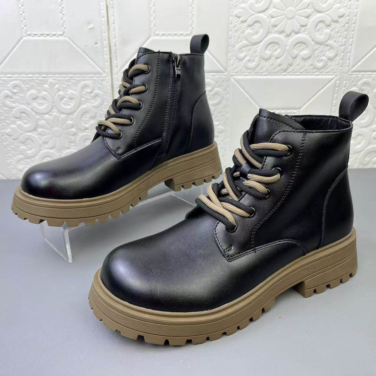 进口真皮时尚休闲女靴加绒马丁靴