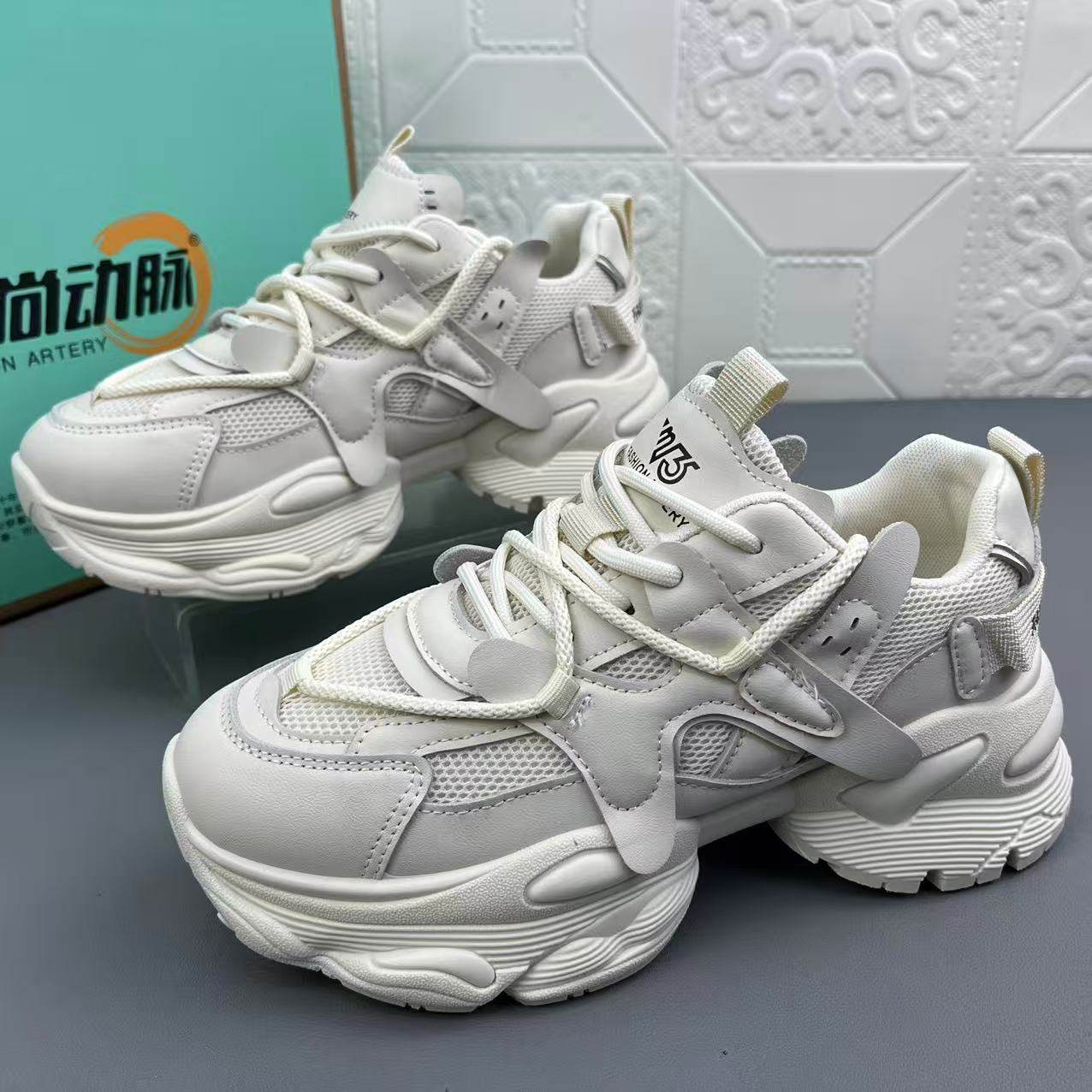 奥莱撤柜处理时尚休闲防滑耐磨老爹鞋女鞋高品质新款系带运动单鞋