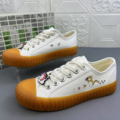 卡迪娜正品处理时尚休闲女鞋板鞋