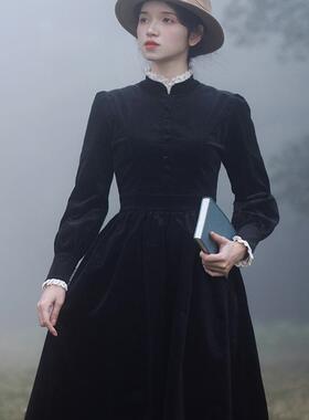 枕梦村庄 玛丽小姐 法式复古宫廷蕾丝花边立领灯芯绒连衣裙秋冬新