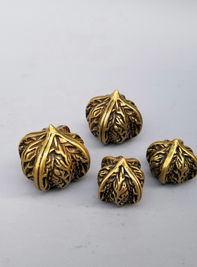 黄铜盘球铜核桃手把件