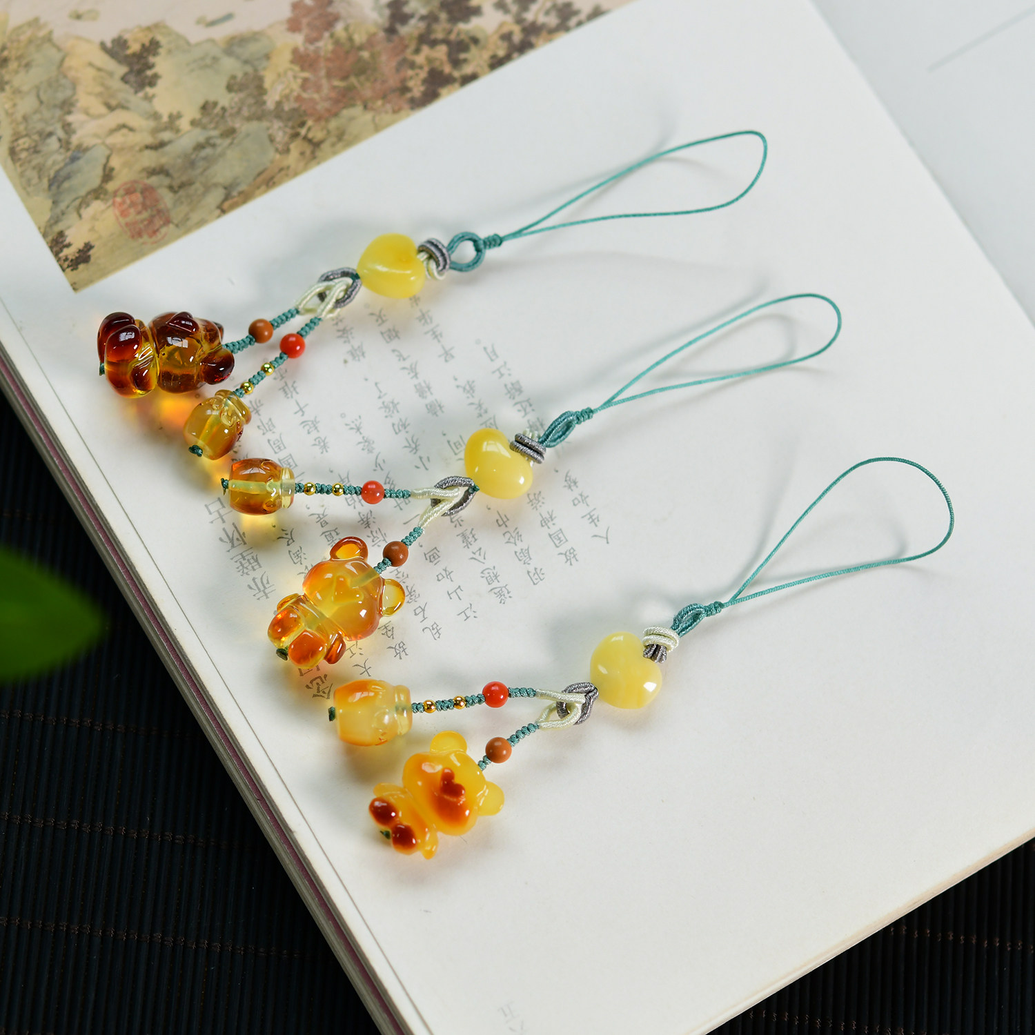 天然蜜蜡小熊蜜罐爱心手机链 LH618