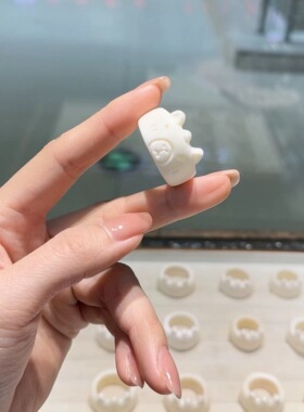 牛骨/驼骨卡皮巴拉小熊跑环 diy文玩配饰佛珠串珠手链项链 DM904