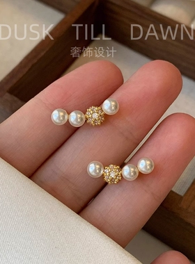 法式轻奢珍珠耳钉小巧新款耳饰女
