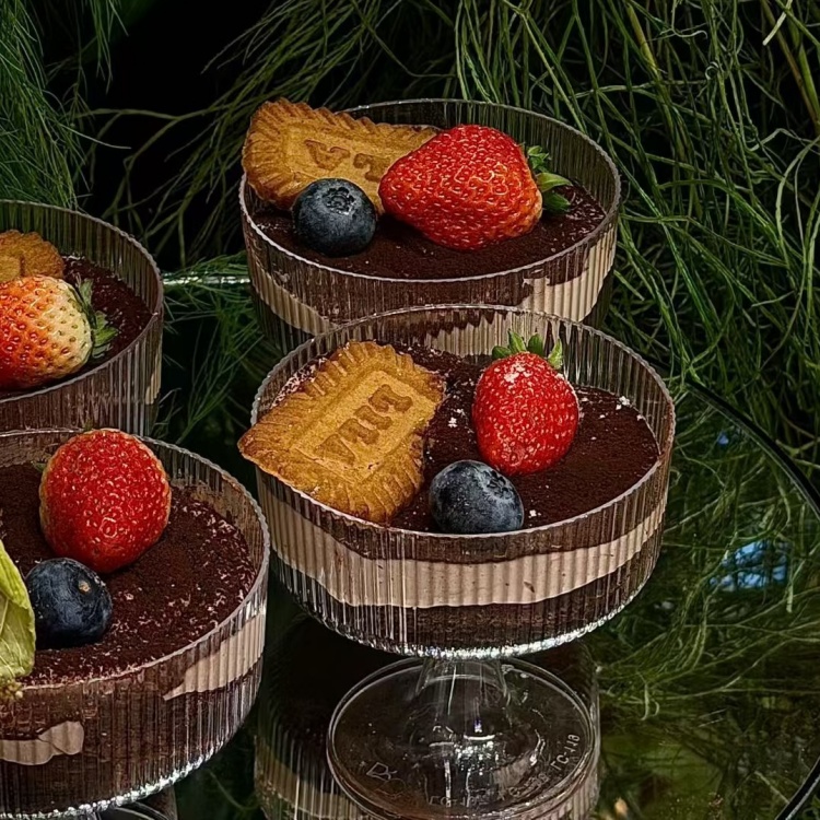 高脚鸡尾酒红酒香槟杯一次性冰淇淋慕斯布丁甜品台杯透明创意塑杯