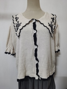 夏季复古文艺刺绣蕾丝钩花镂空短袖针织衫女装设计感流苏上衣短款