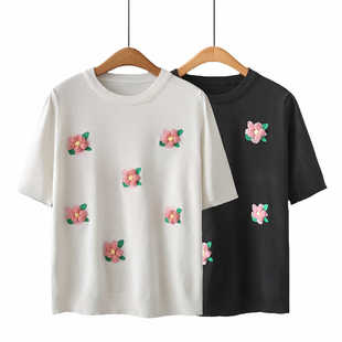 2024初夏大码女装上衣200斤胖MM时尚宽松小众立体绣花圆领短袖T恤