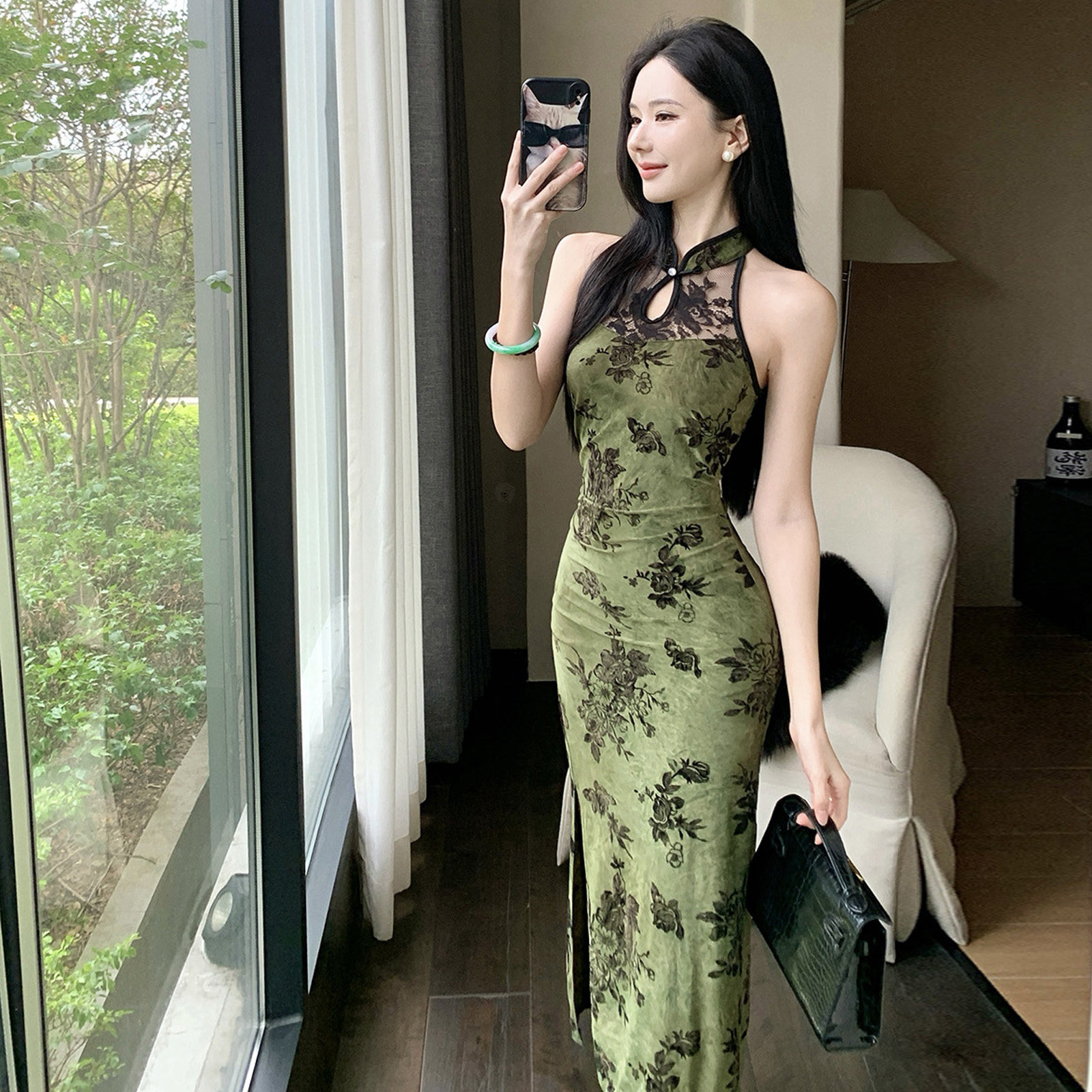 挂脖改良旗袍连衣裙女夏无袖蕾丝修身开叉新中式约会宴会礼服长裙