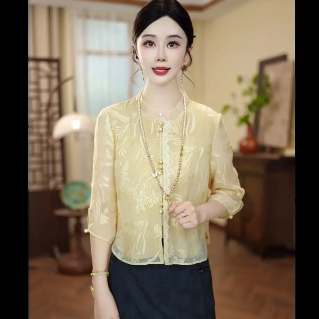2026春夏季新款新中式风立领盘扣女式修身短款洋气妈妈装上衣