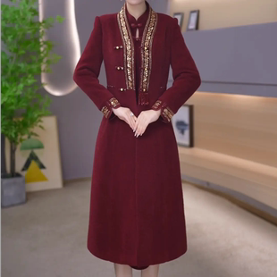 冬季新款新中式红色刺绣大衣+连衣裙女轻奢高级感婚宴礼服长裙